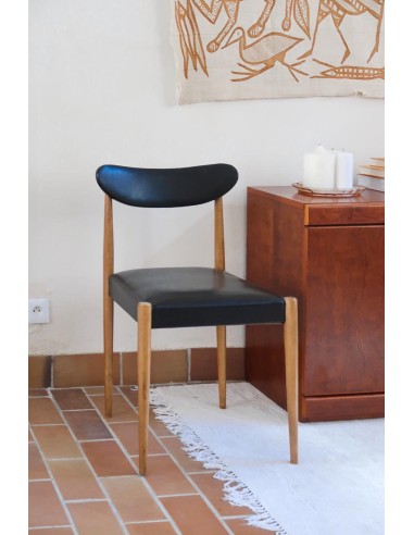 Chaise scandinave 70's ouvre sa boutique